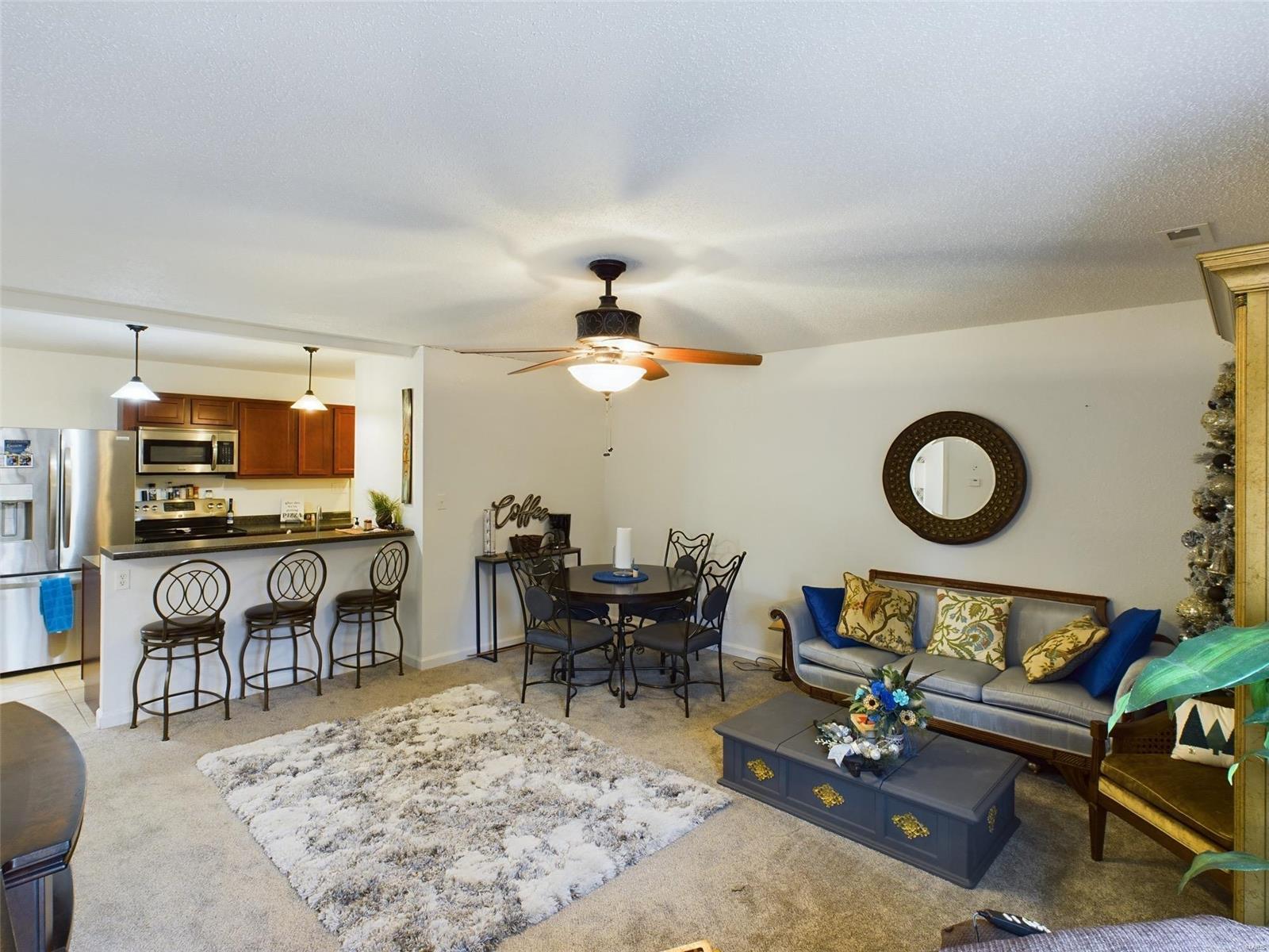 Riviera Fine Living Ph 1 Un 2 - Residential