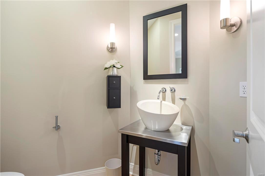 Bonhomme on the Grove - Residential