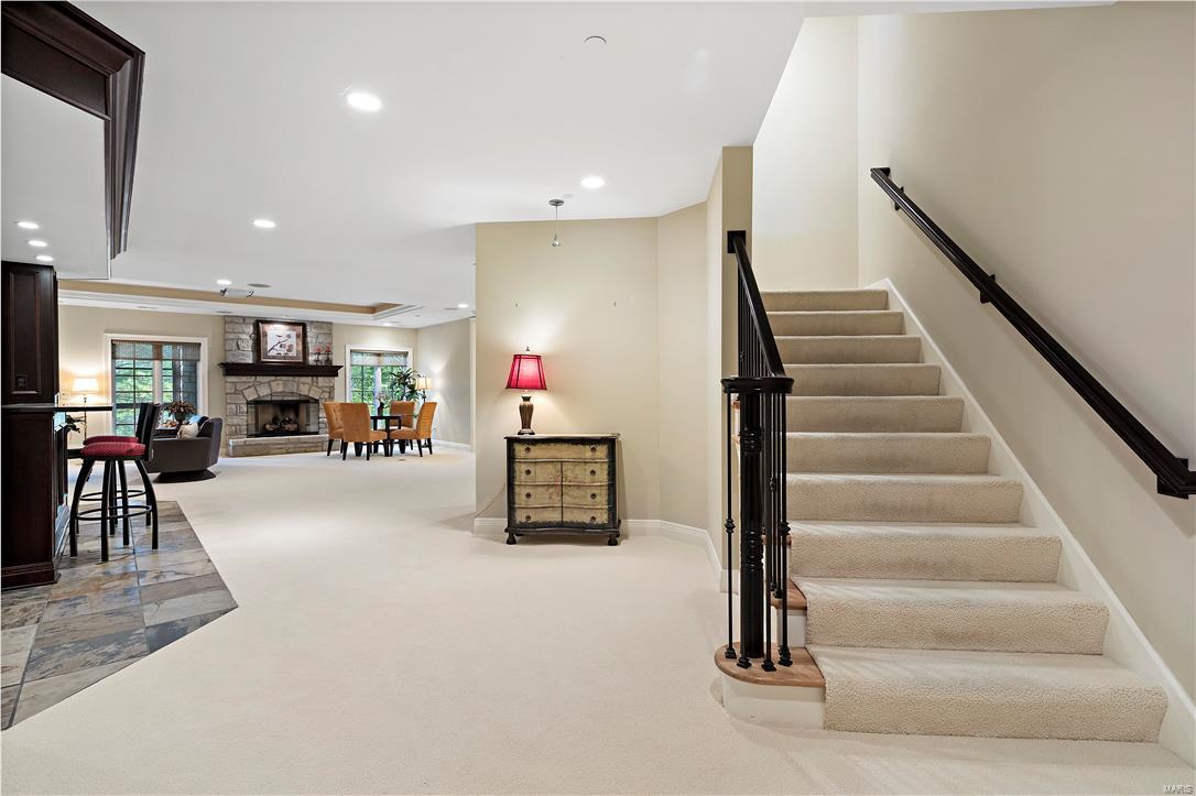 Bonhomme on the Grove - Residential