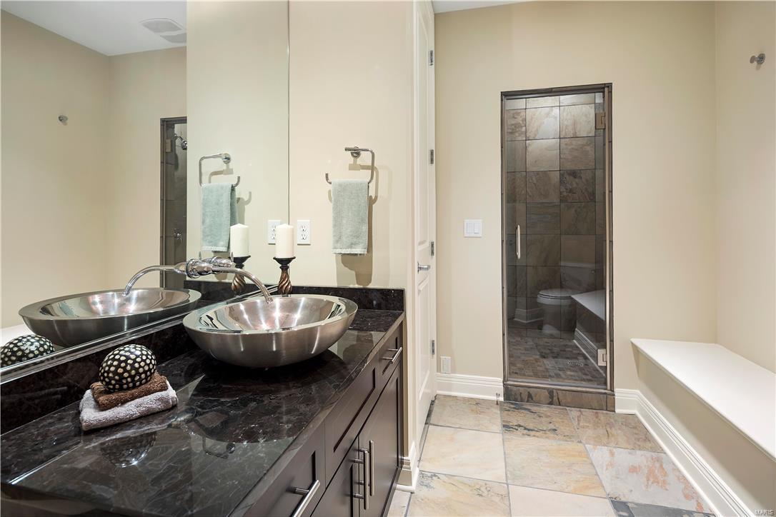 Bonhomme on the Grove - Residential