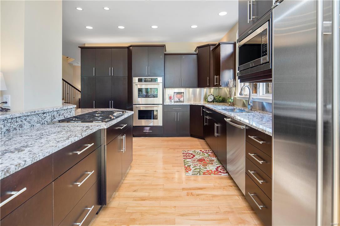 Bonhomme on the Grove - Residential