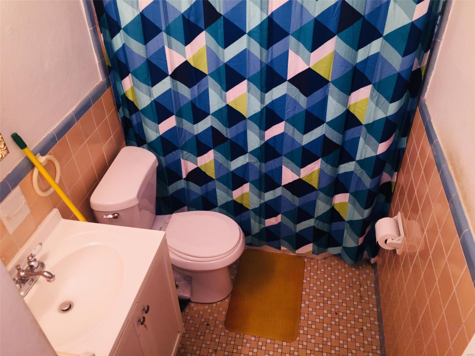 Norwood Court - Residential Lease