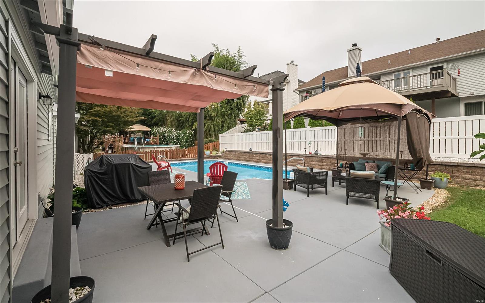 Oxford Crossing - Residential