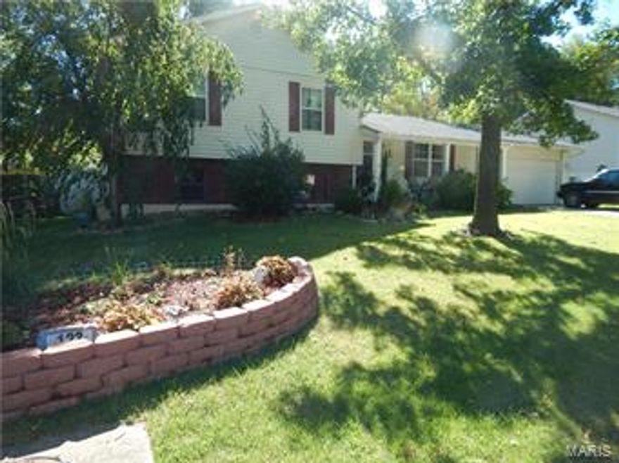 Beautiful Quad level home. 4 bedroom, 2 full bathrooms, in a quiet neighborhood . Move-in condition house with a 2-car attached garage and fenced-in backyard with above ground Pool, great for entertaining. This home is a must see! Great Location.