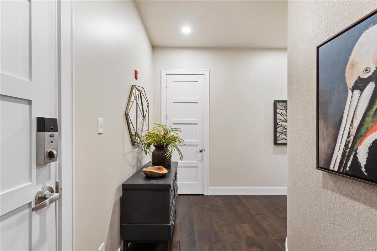 Kirkwood, Missouri 63122, United States, 2 Bedrooms Bedrooms, ,2 BathroomsBathrooms,Residential,Pending,112412