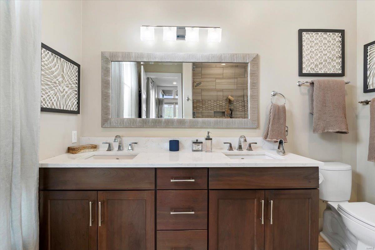 Kirkwood, Missouri 63122, United States, 2 Bedrooms Bedrooms, ,2 BathroomsBathrooms,Residential,Pending,112412