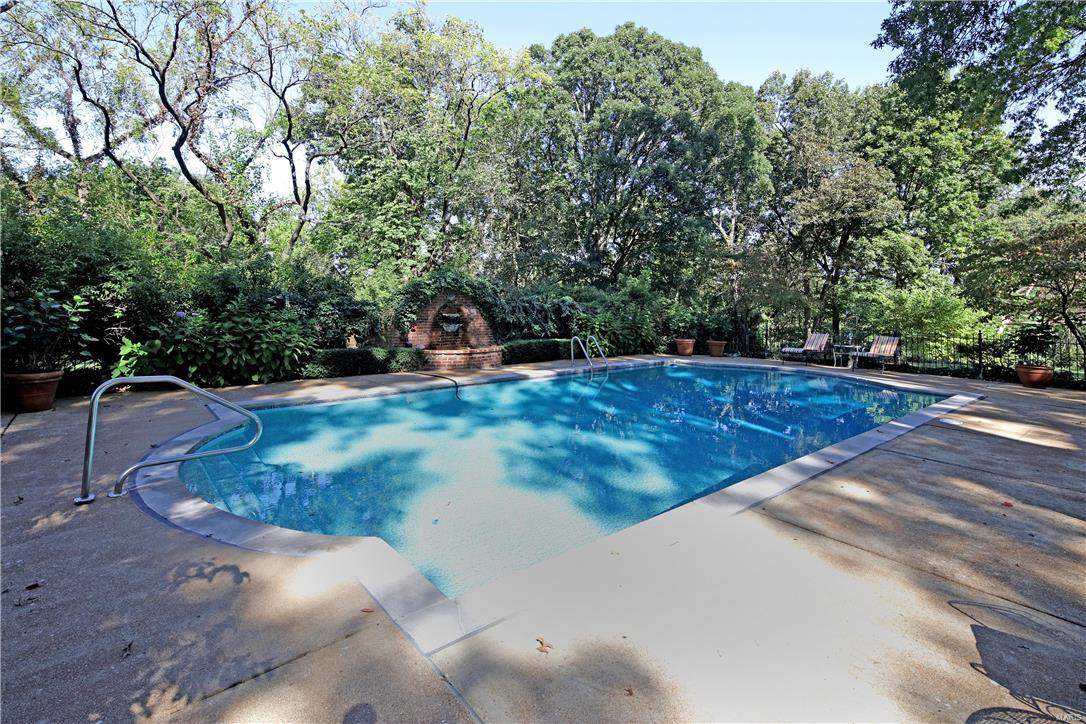 Old Warson Subd - Residential