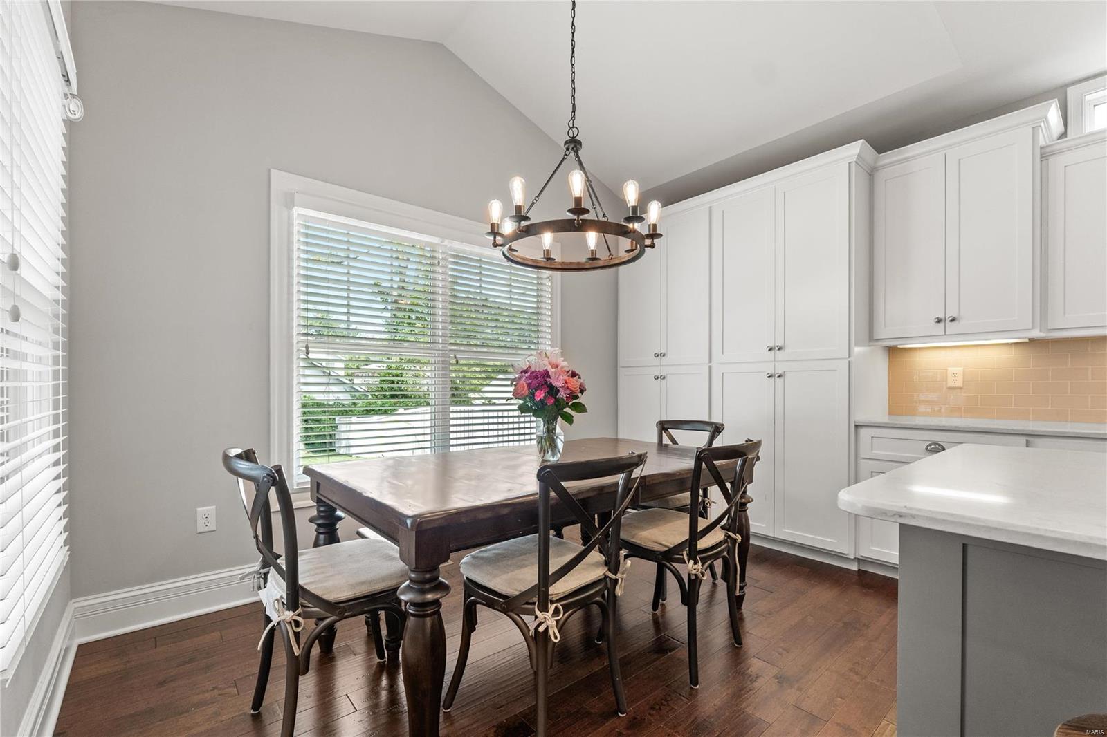 911 Evans Ave Lt Split - Residential