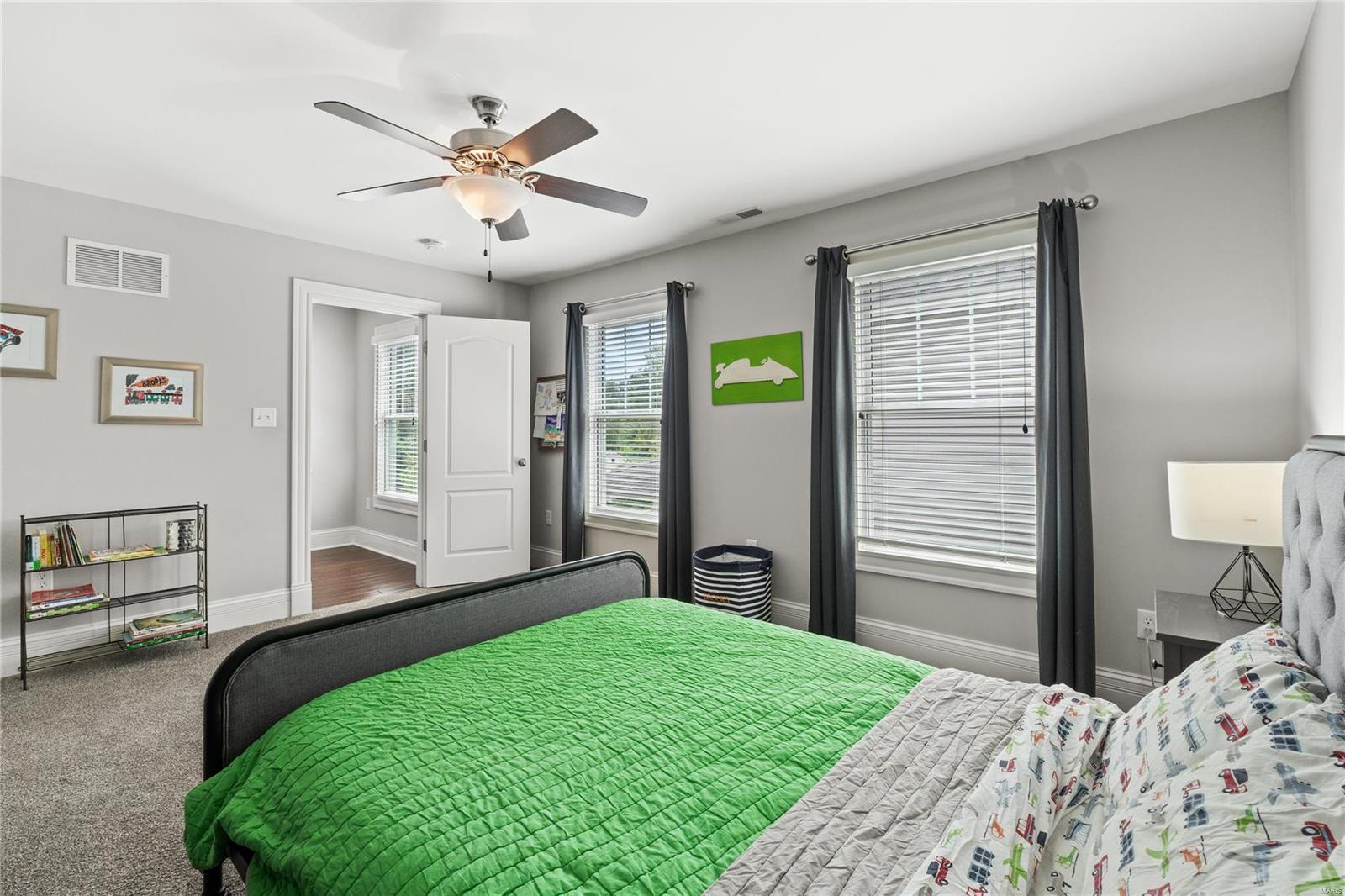 911 Evans Ave Lt Split - Residential