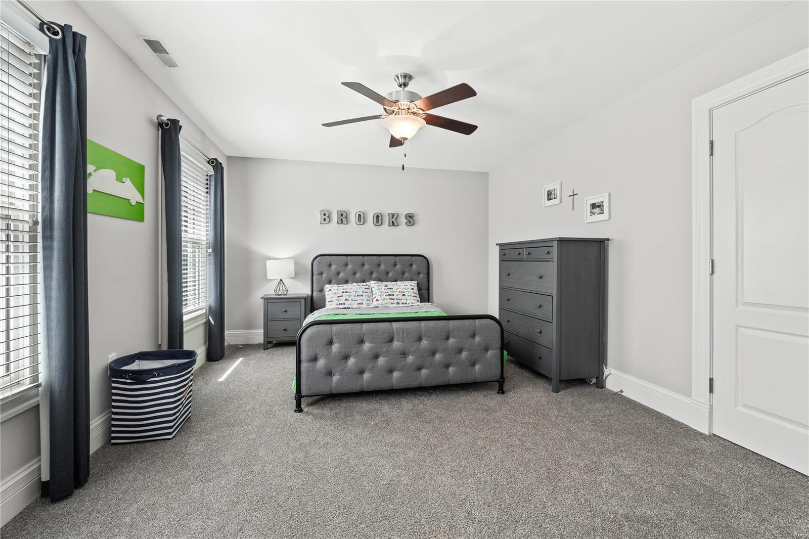 911 Evans Ave Lt Split - Residential