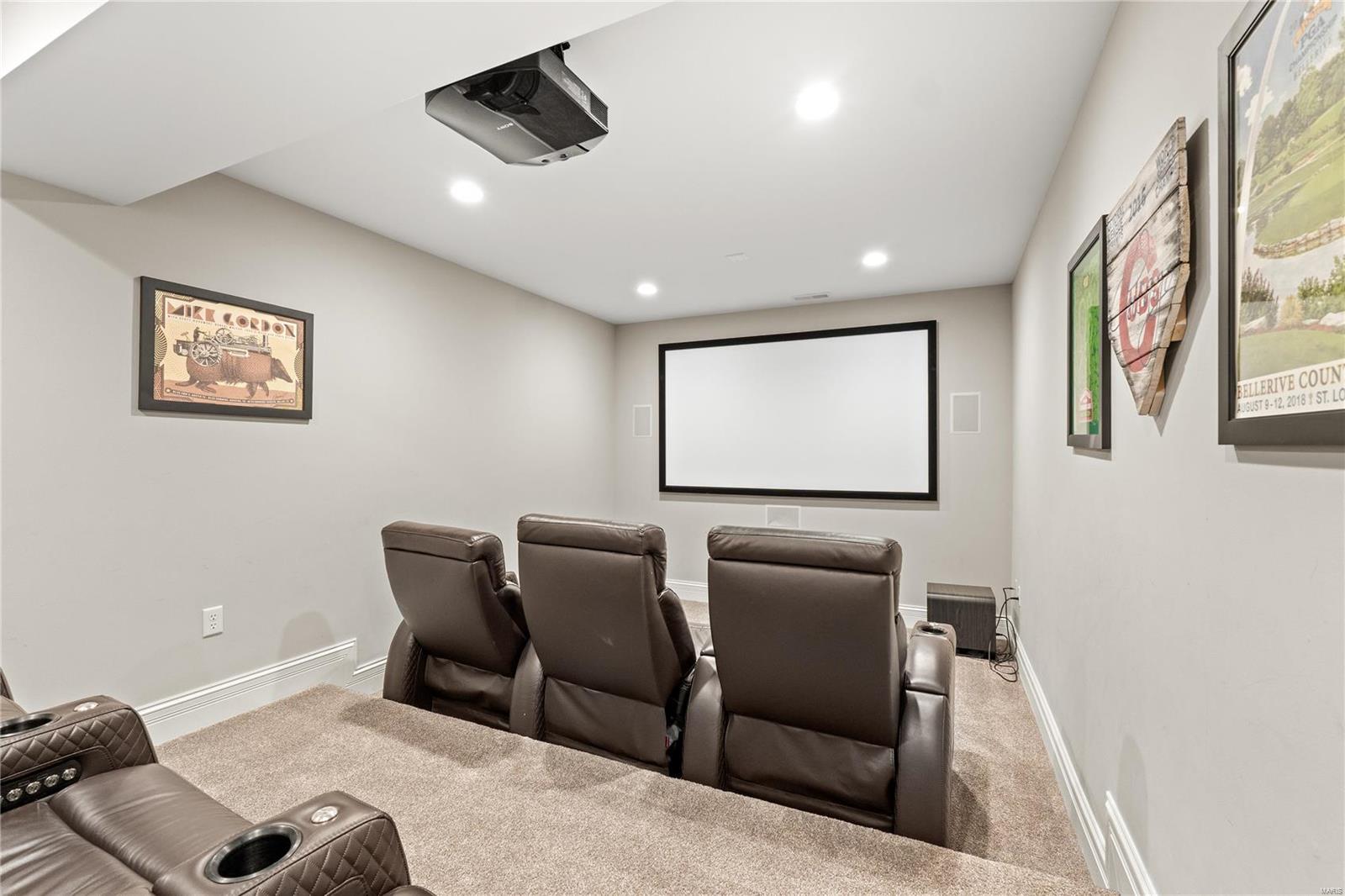 911 Evans Ave Lt Split - Residential