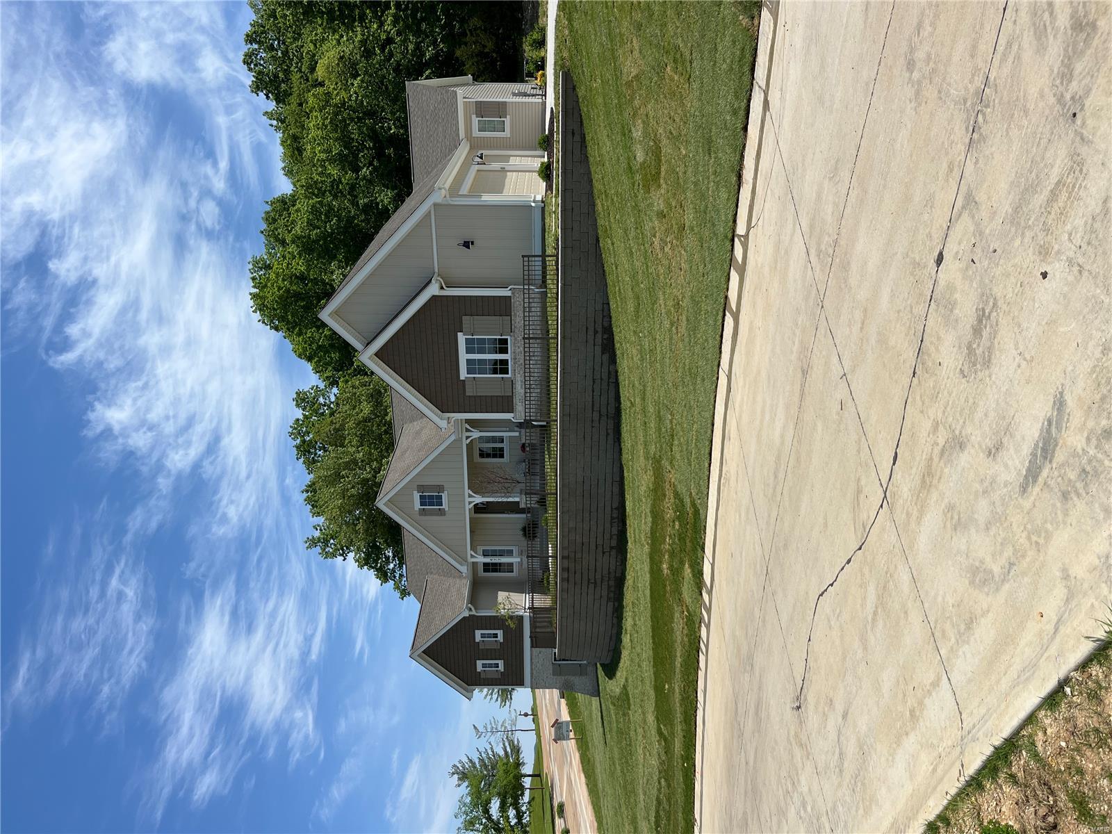 477 Parkview Lane