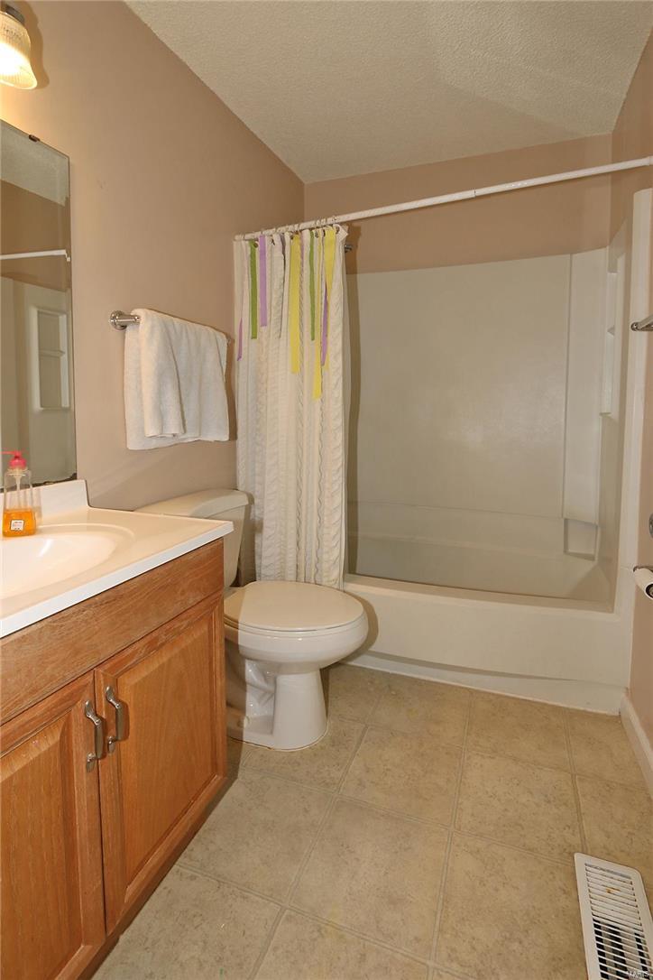 Sunset Ac Condos #3 Ph1 - Residential