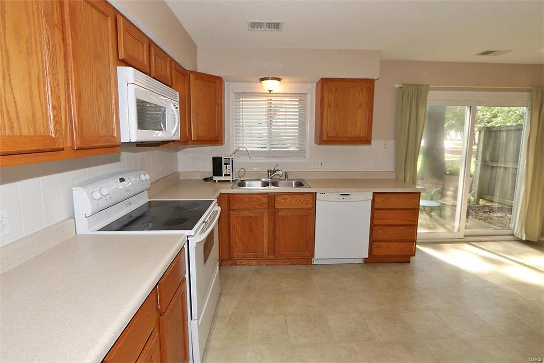 Sunset Ac Condos #3 Ph1 - Residential