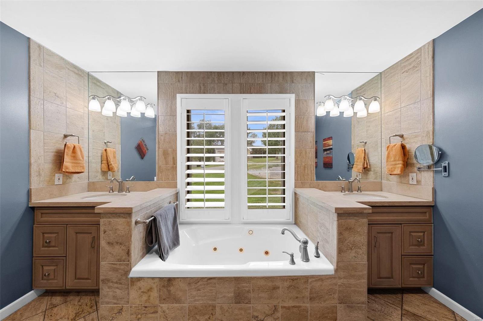 Harbor Pt Estate - Residential