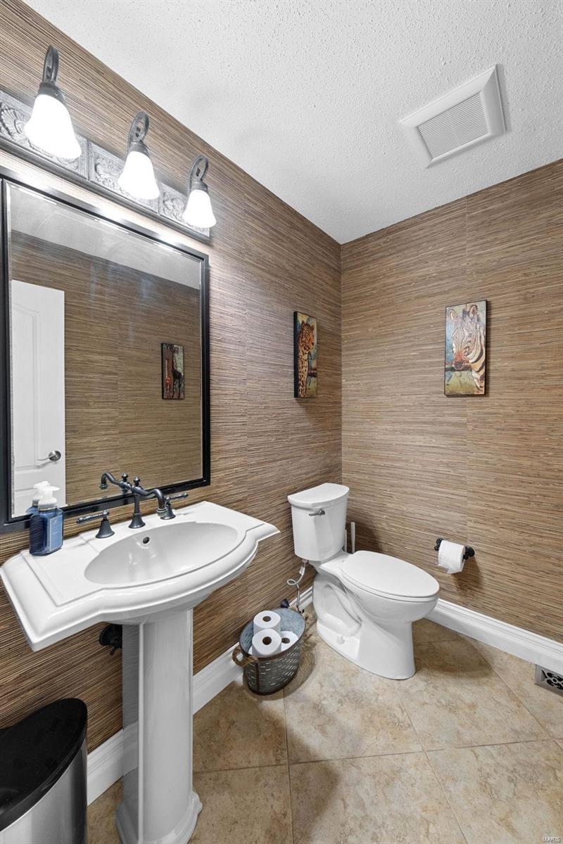 Harbor Pt Estate - Residential