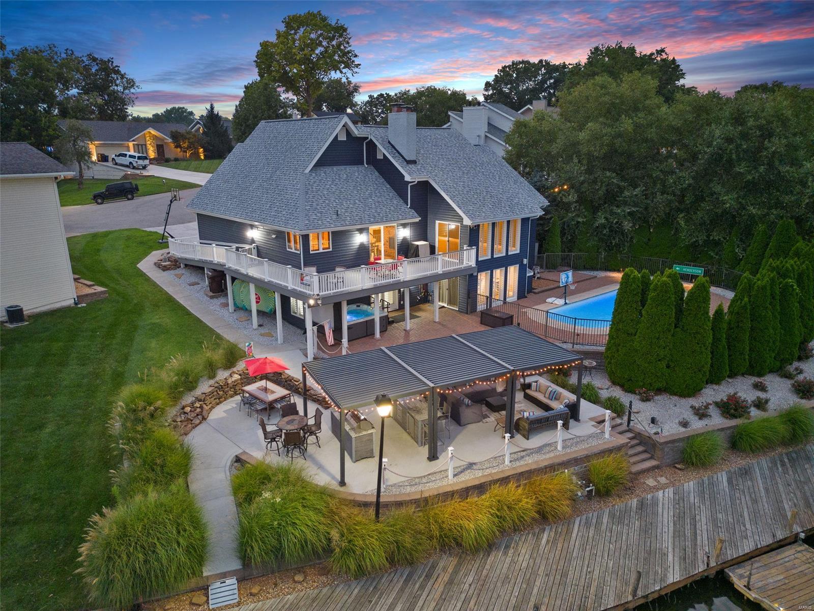 Harbor Pt Estate - Residential