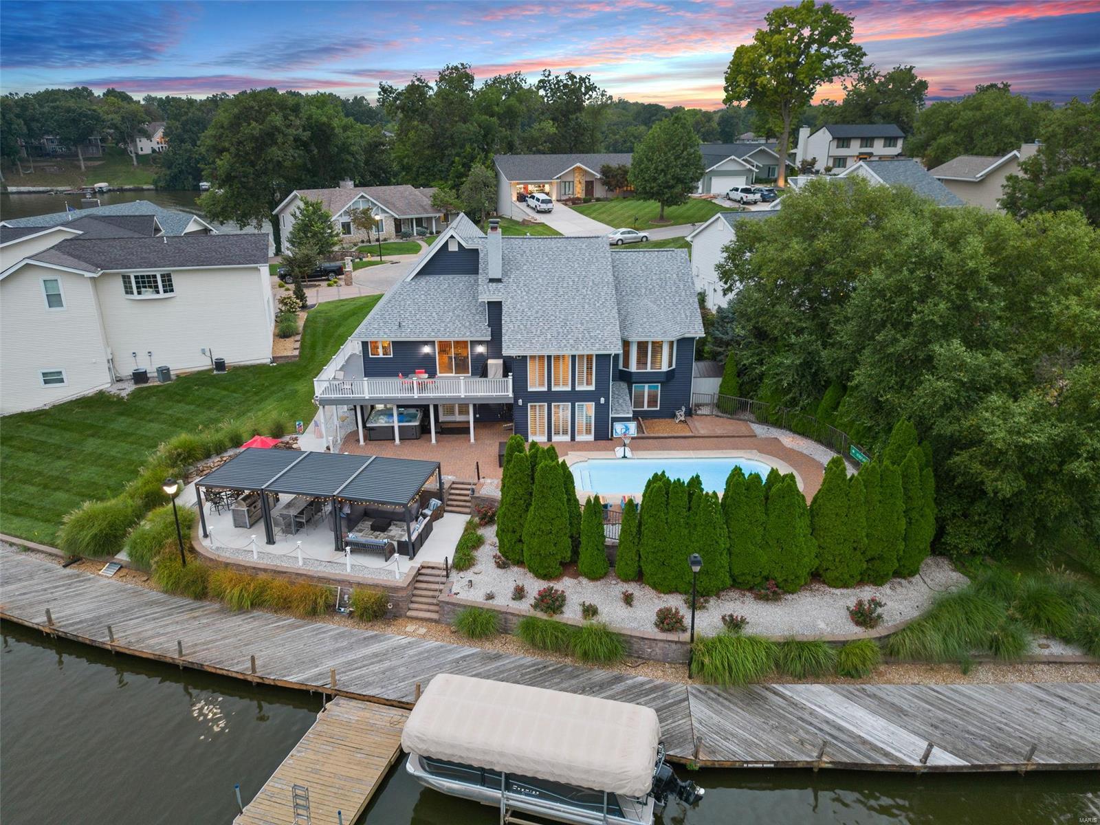 Harbor Pt Estate - Residential