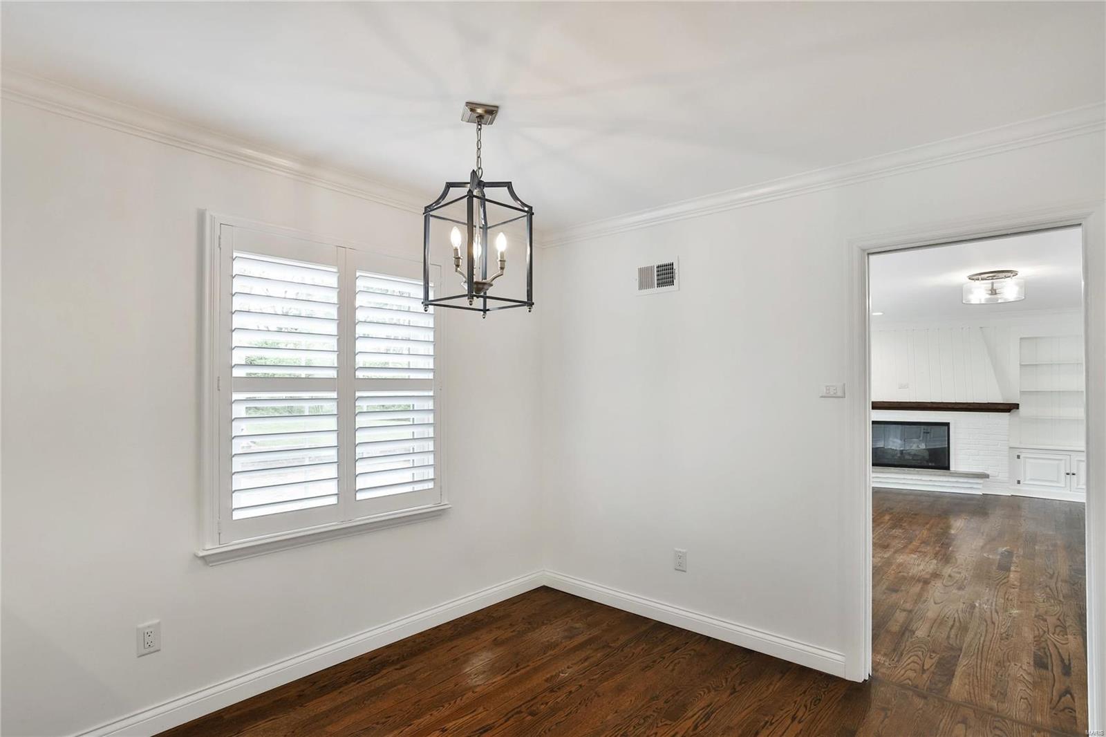 Coach-N-Four - Residential