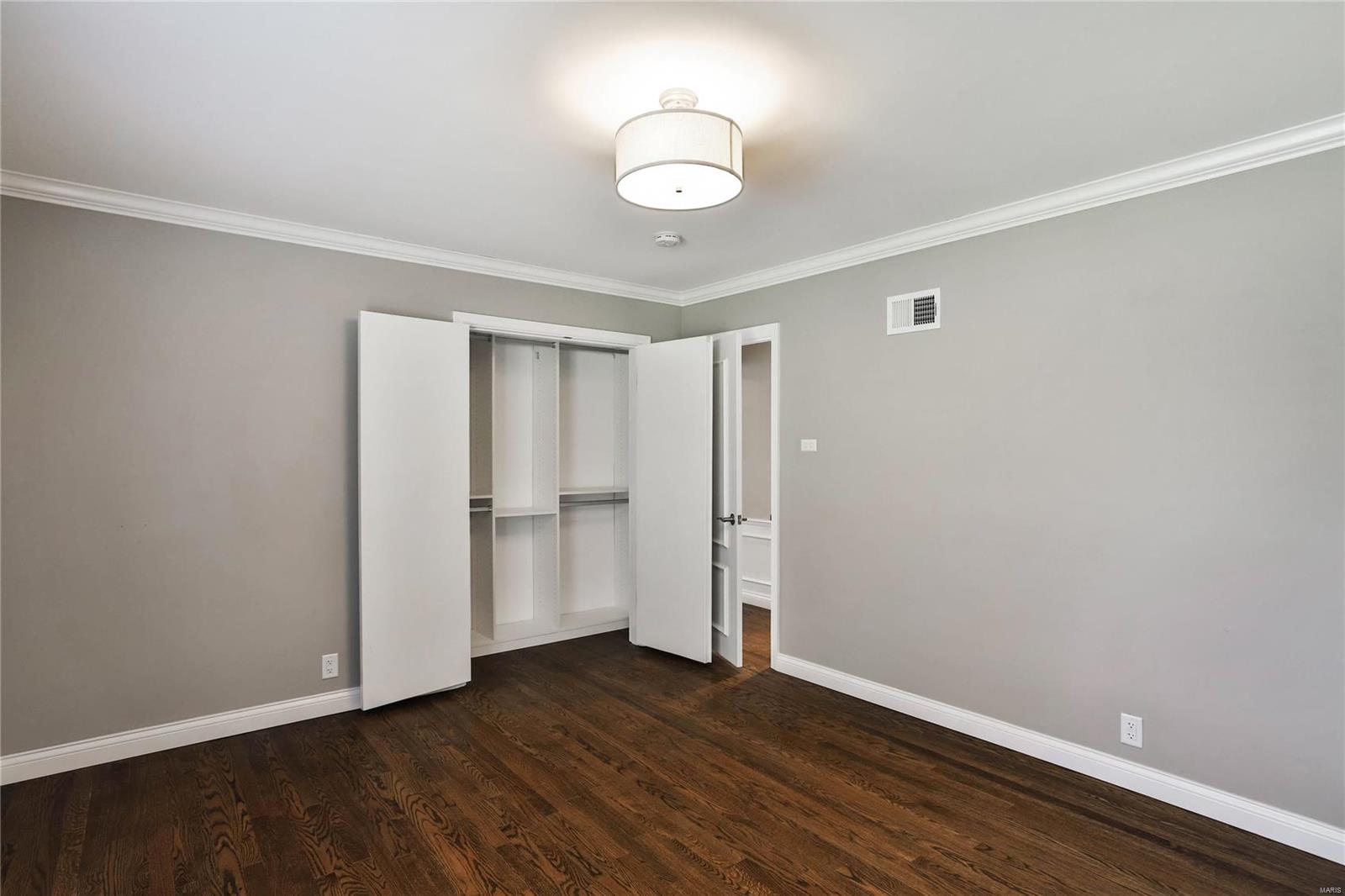 Coach-N-Four - Residential