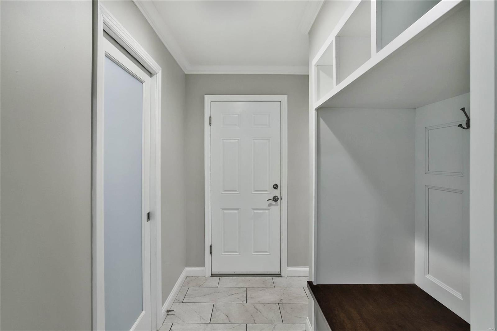 Coach-N-Four - Residential