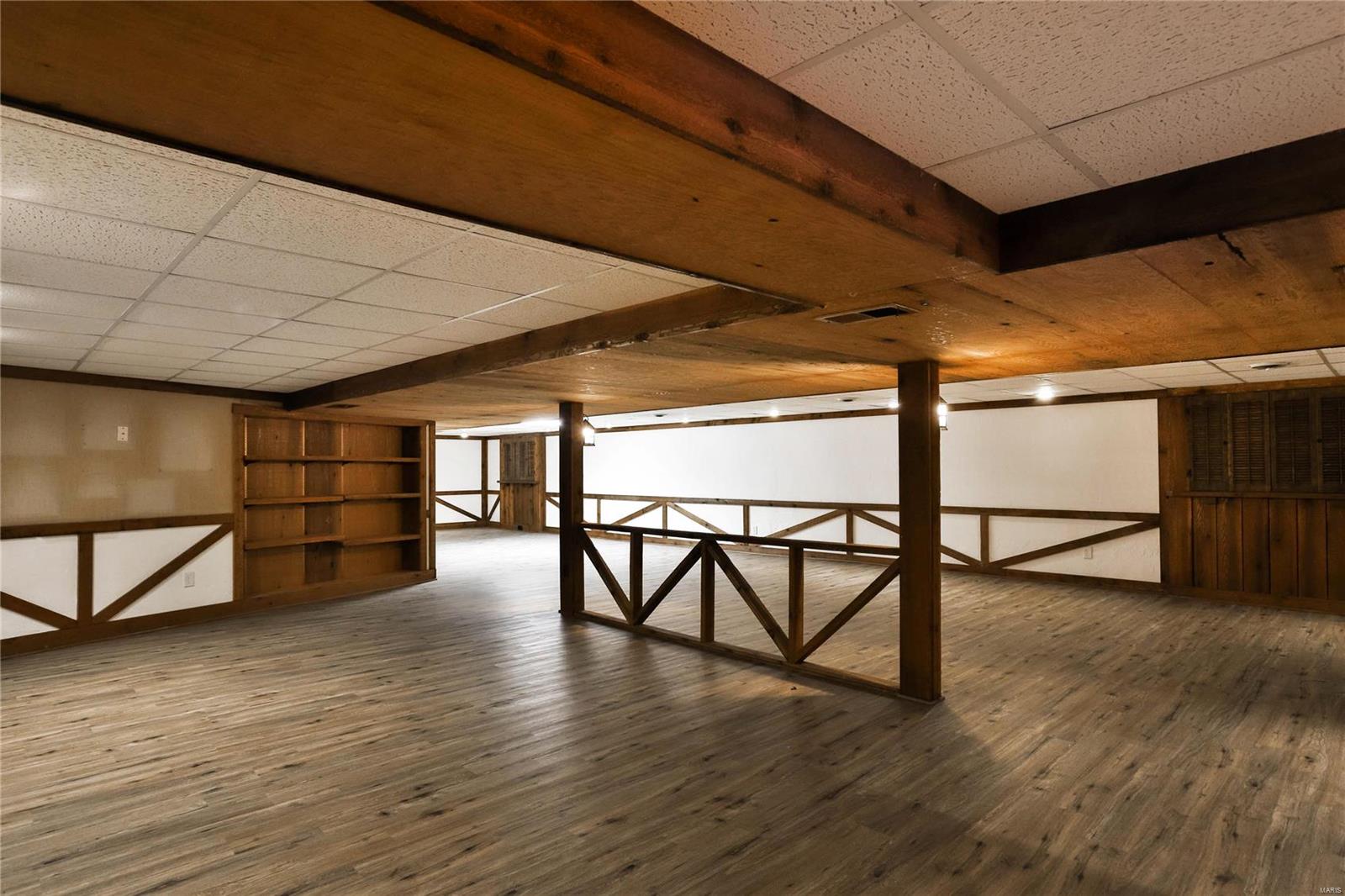 Coach-N-Four - Residential