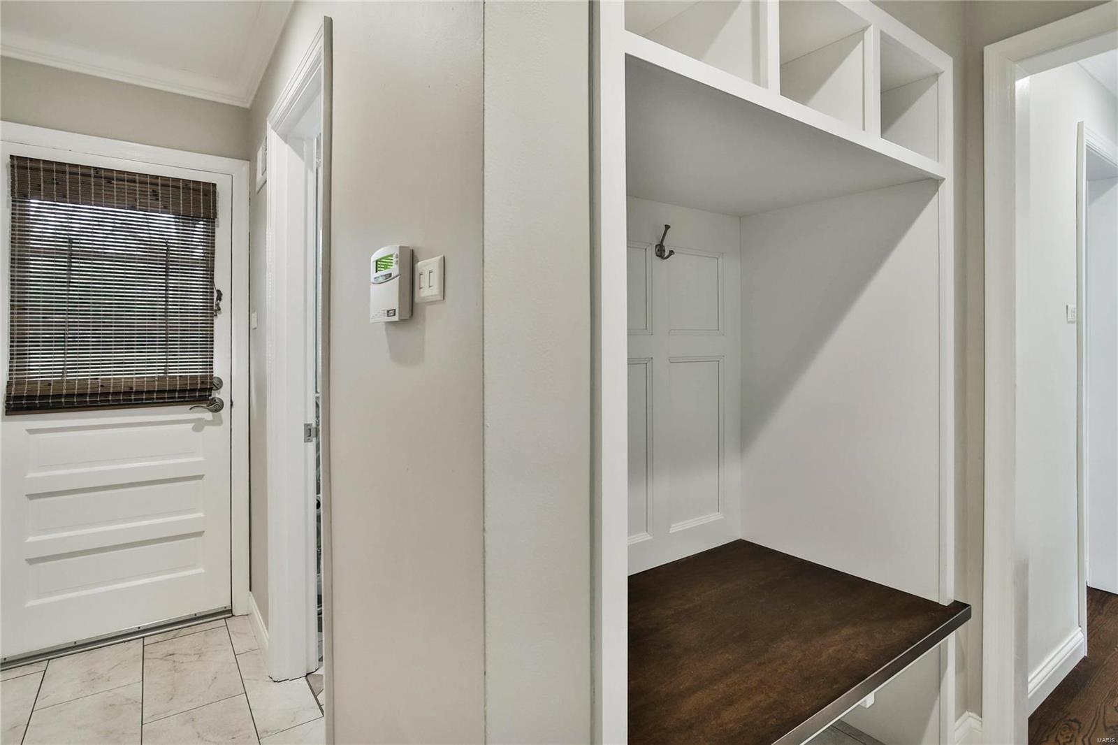 Coach-N-Four - Residential