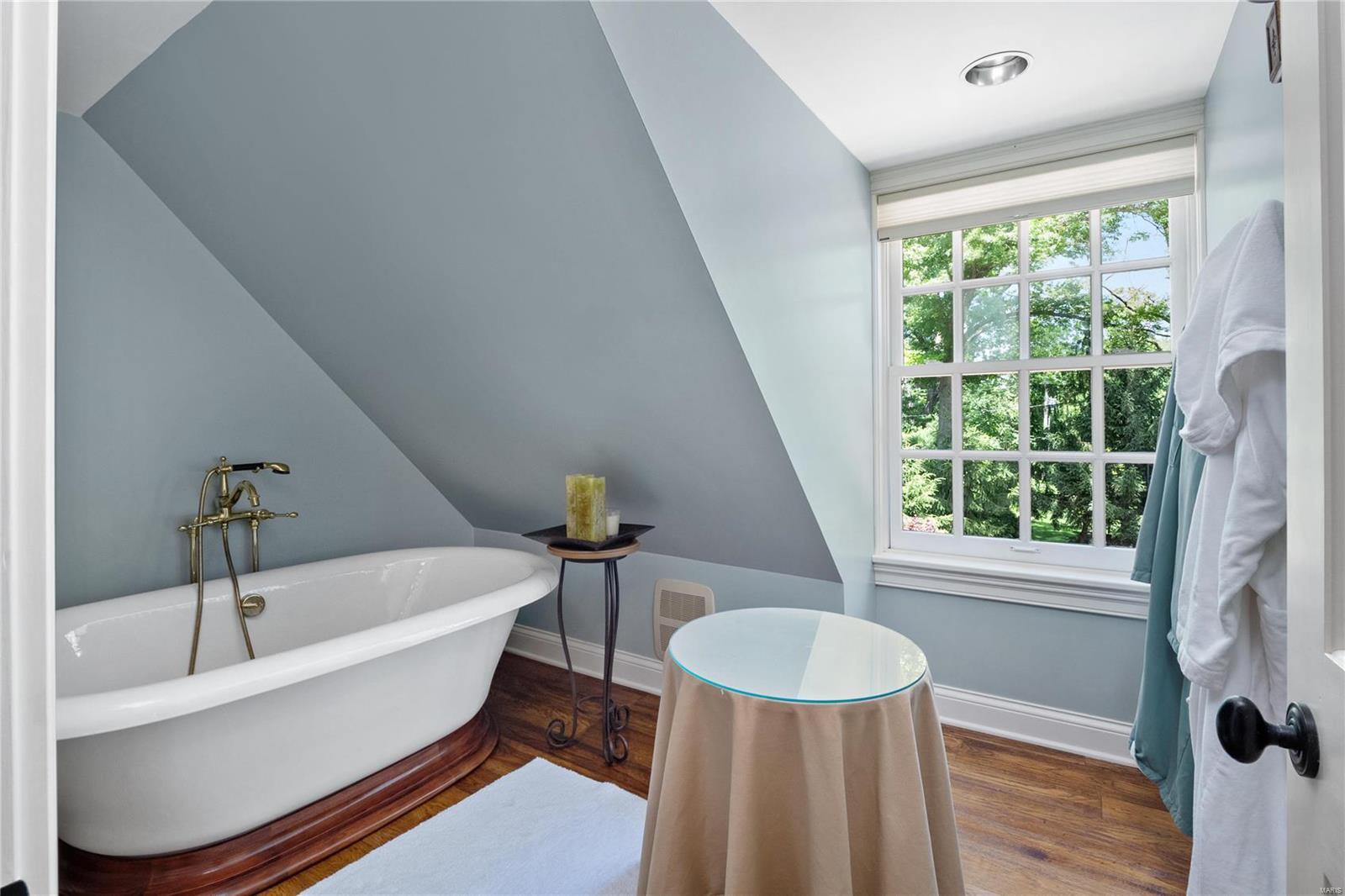 Faron Acres - Residential