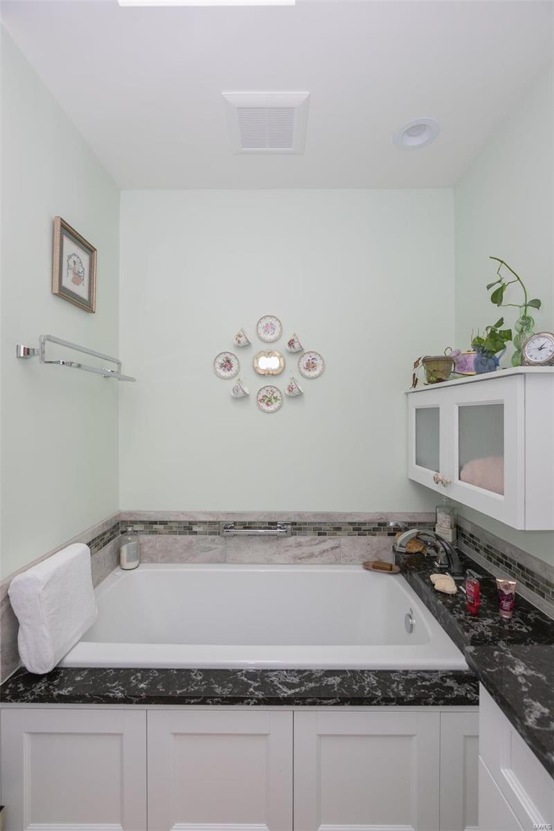 Oakcrest Estates - Residential