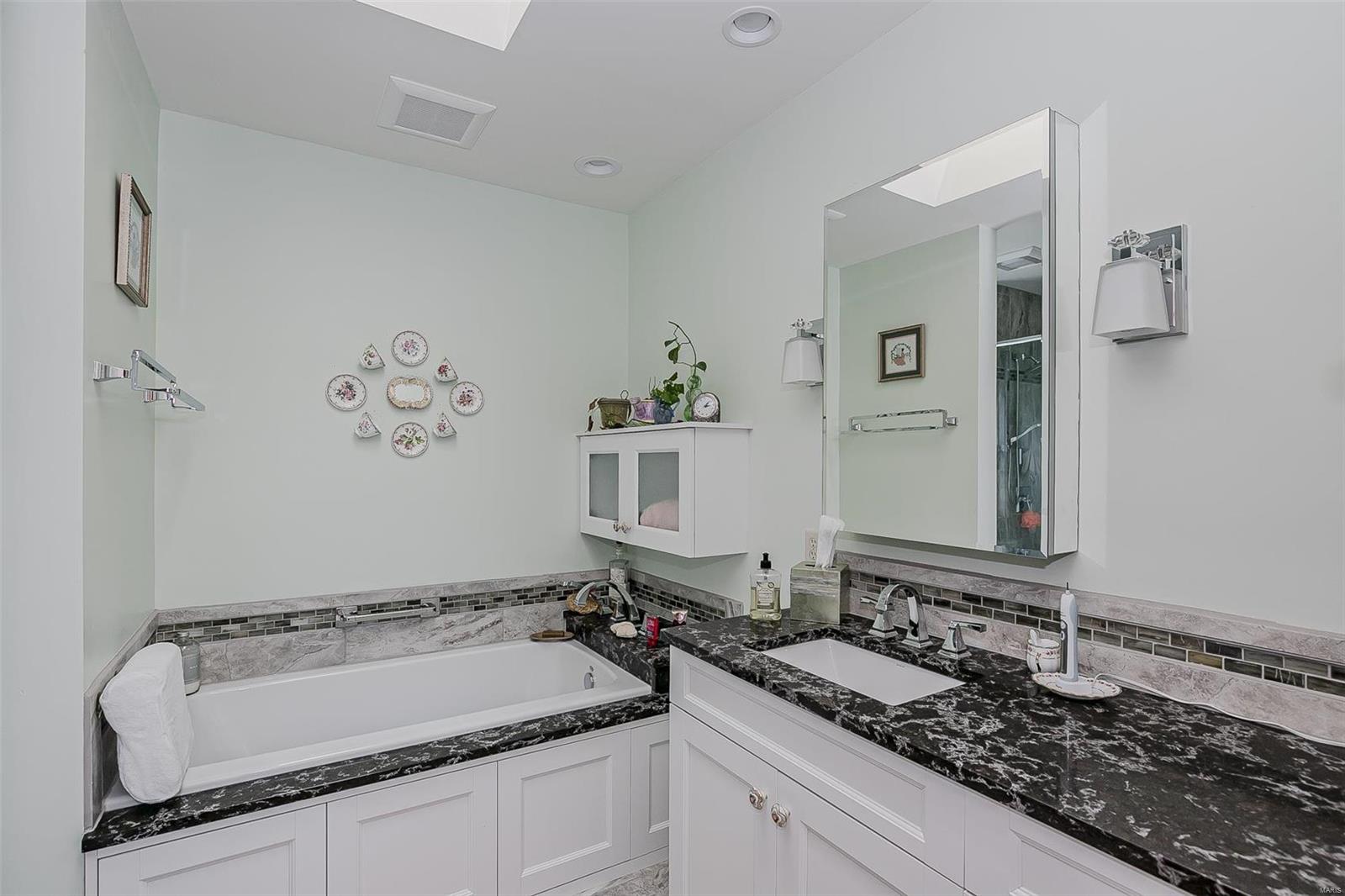 Oakcrest Estates - Residential