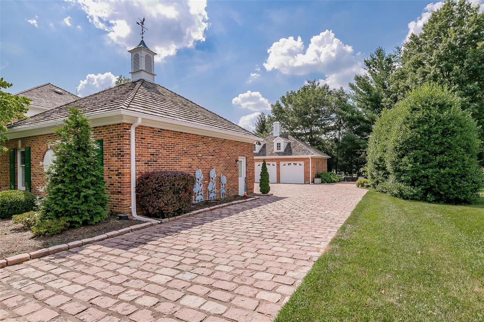 Oakcrest Estates - Residential