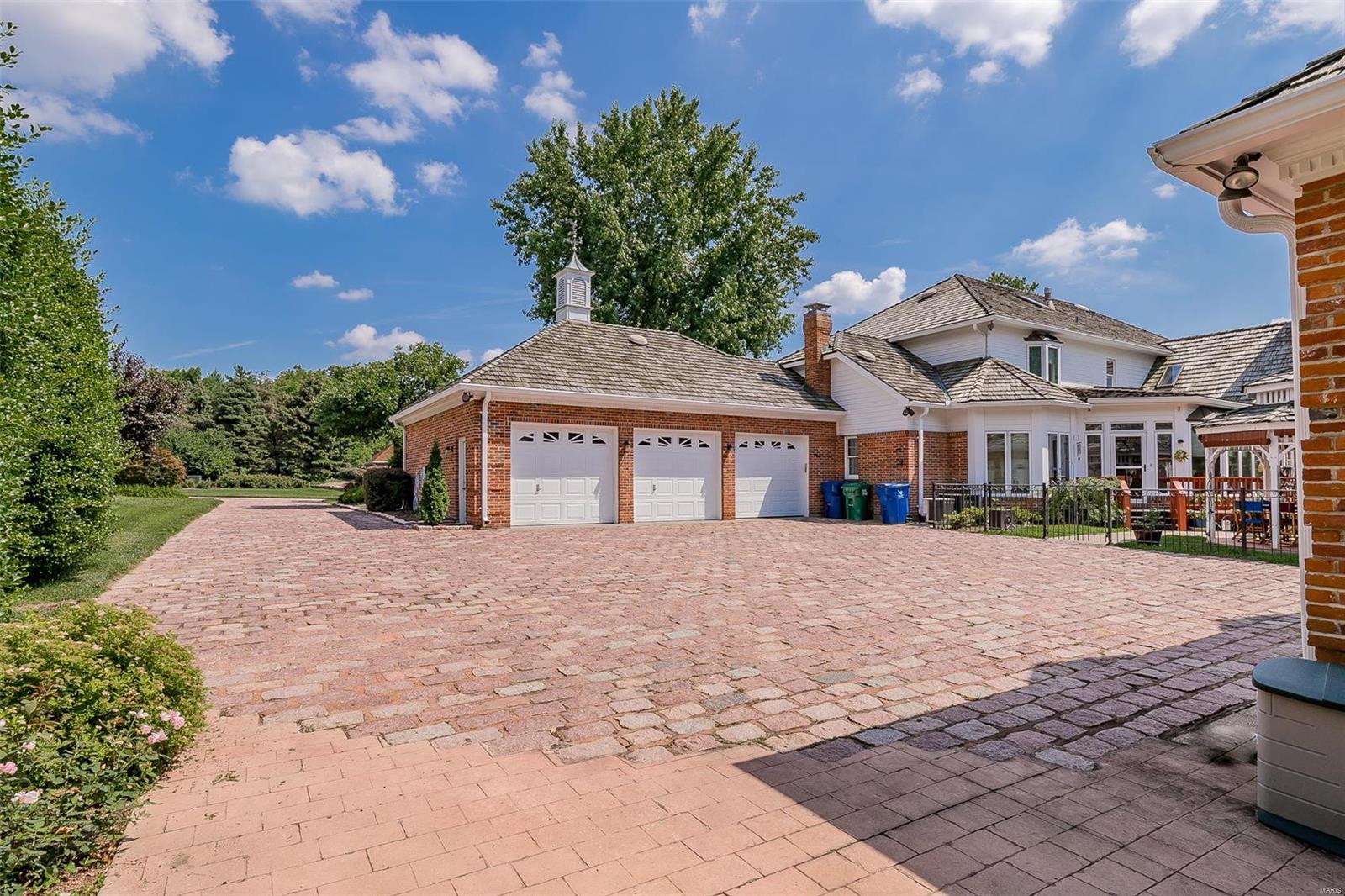 Oakcrest Estates - Residential