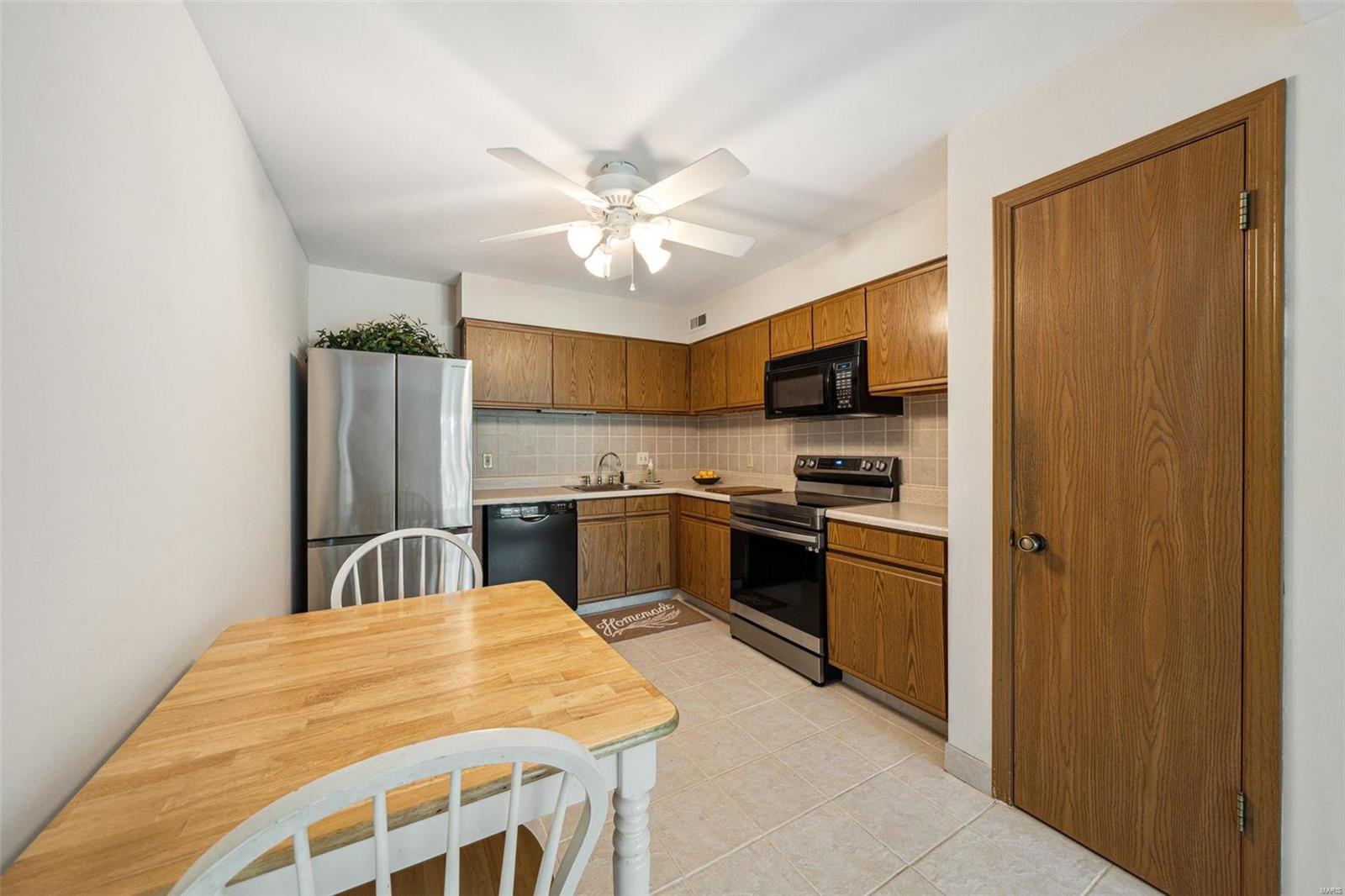 Sherwood Place Condo Five - Residential