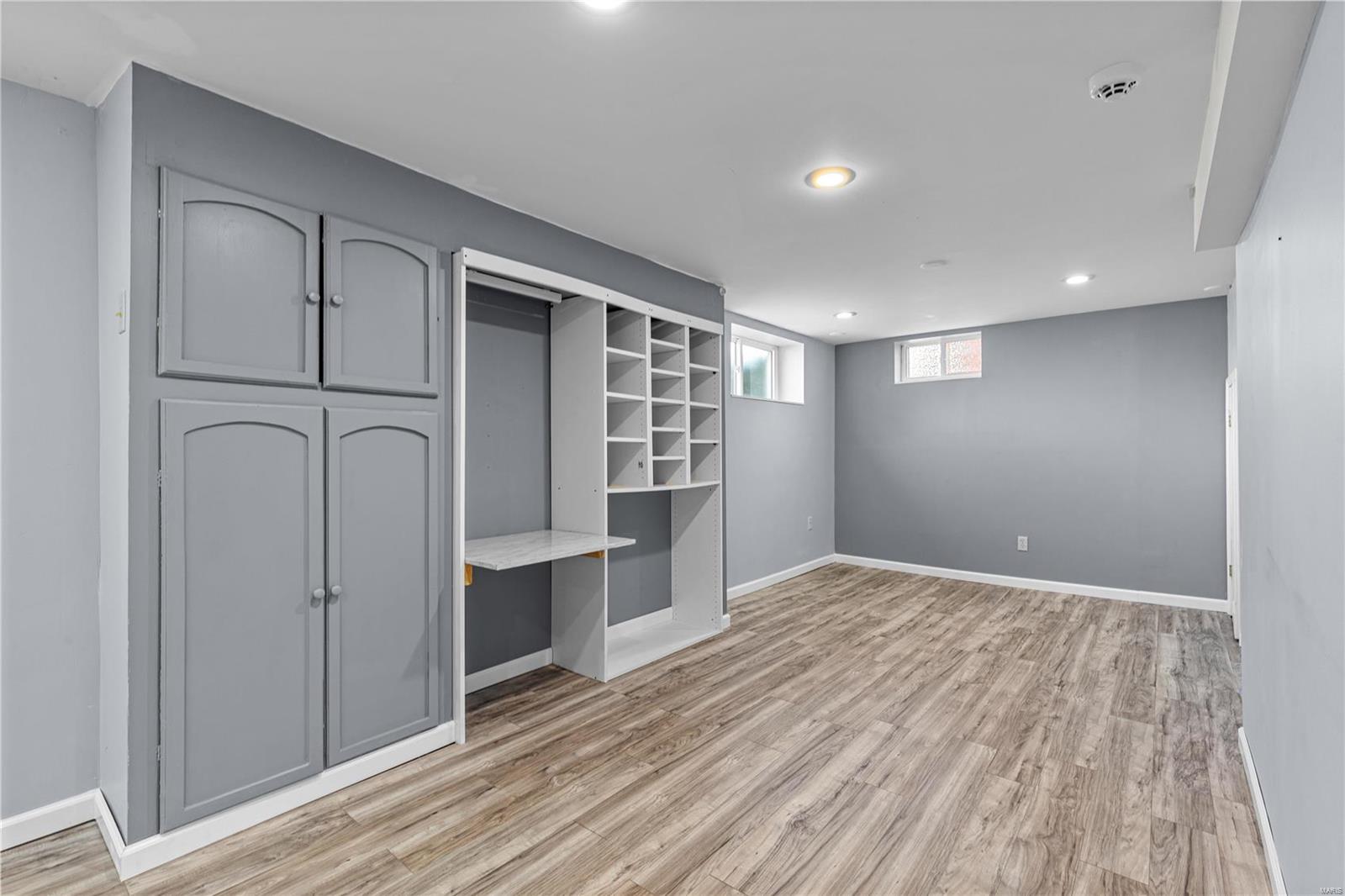 Hill Top View 5 - Residential