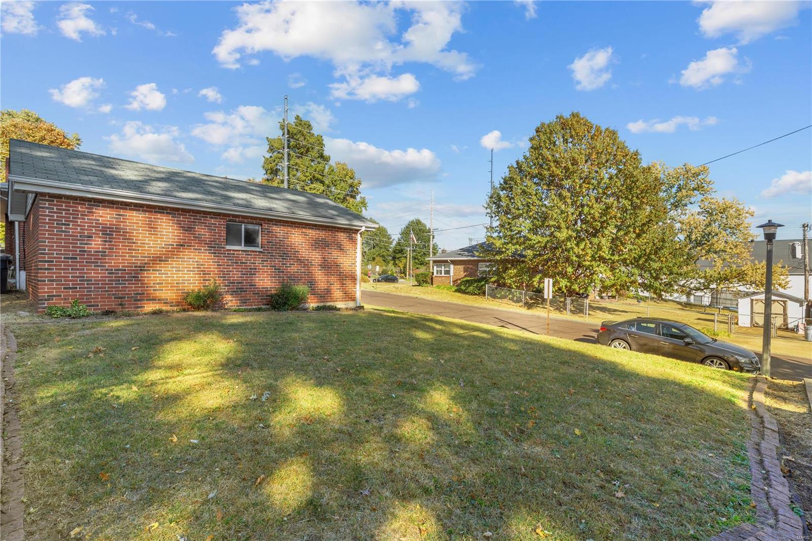 Hill Top View 5 - Residential