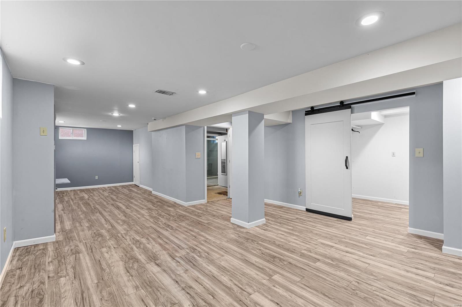 Hill Top View 5 - Residential