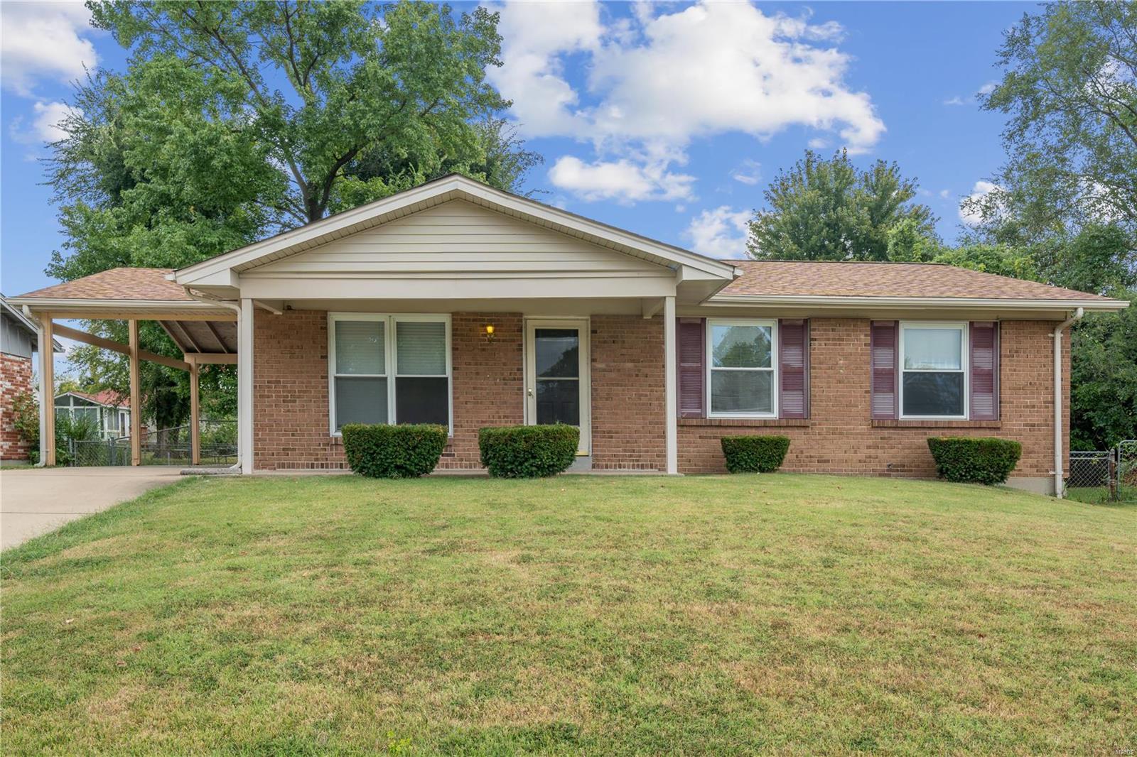 View Florissant, MO 63031 house