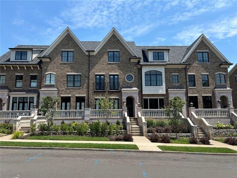 Photo of 128 Gay Avenue, Clayton, MO 63105 (MLS # 24047254)