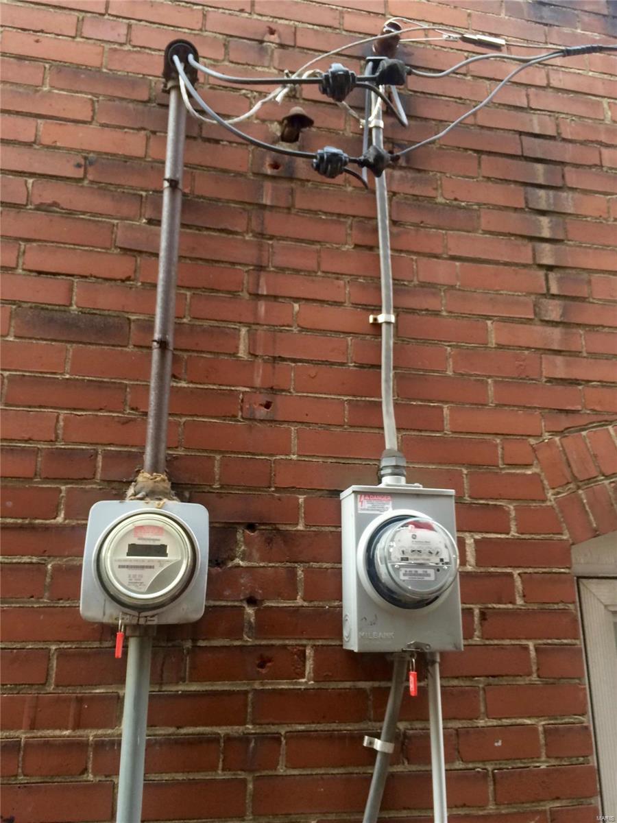 St Louis Commons Add - Residential Income