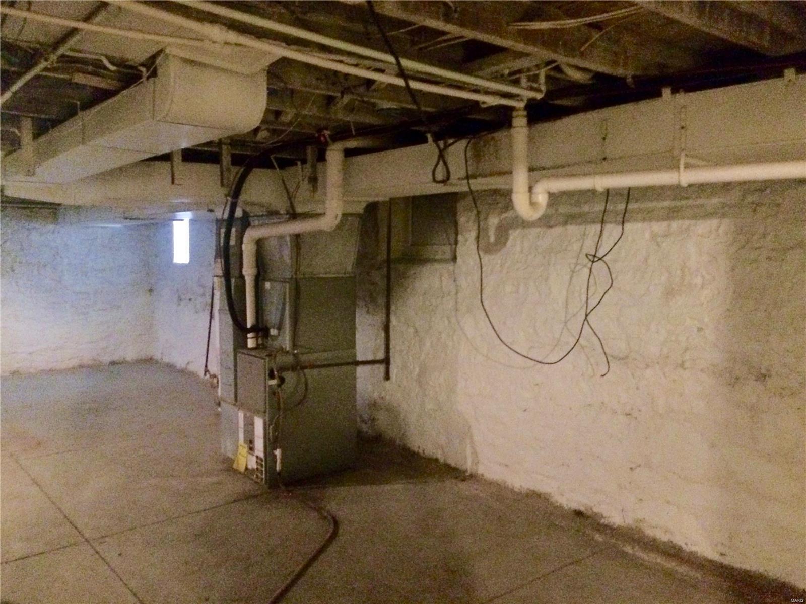 St Louis Commons Add - Residential Income