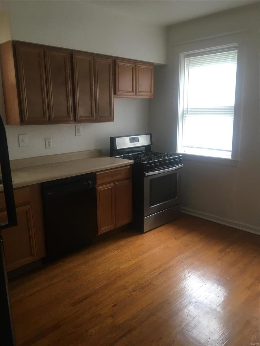 St Louis Commons Add - Residential Income