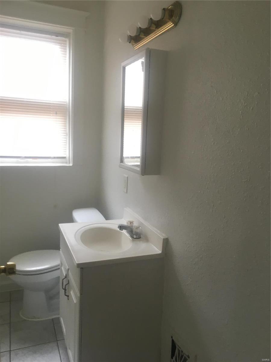 St Louis Commons Add - Residential Income