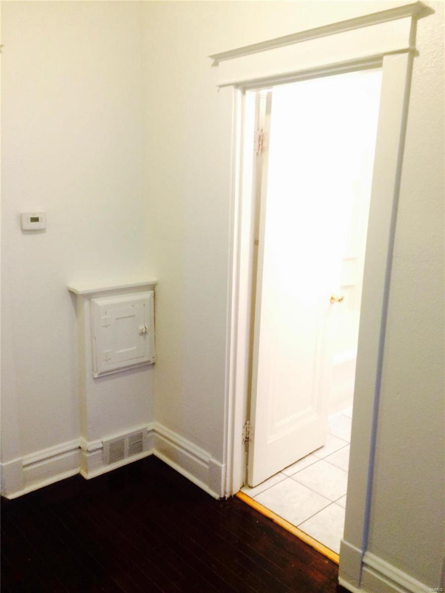 St Louis Commons Add - Residential Income