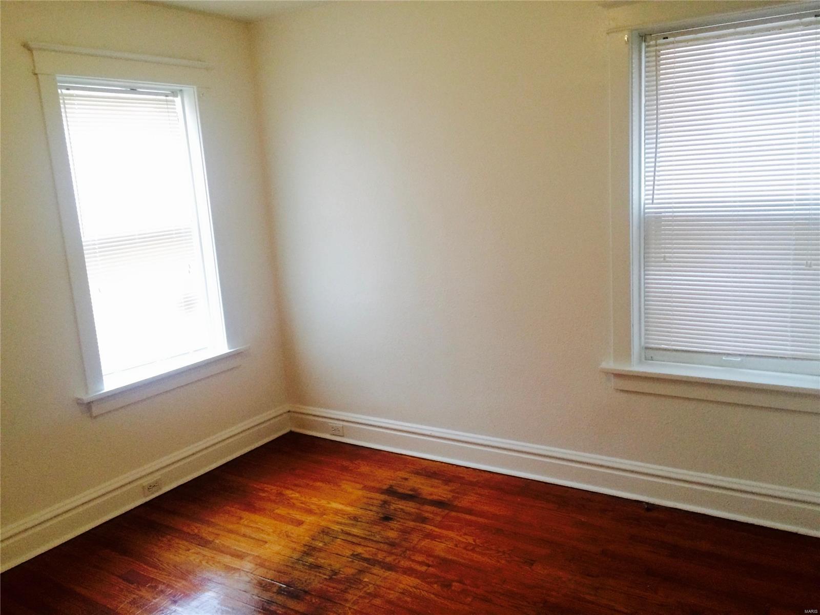 St Louis Commons Add - Residential Income