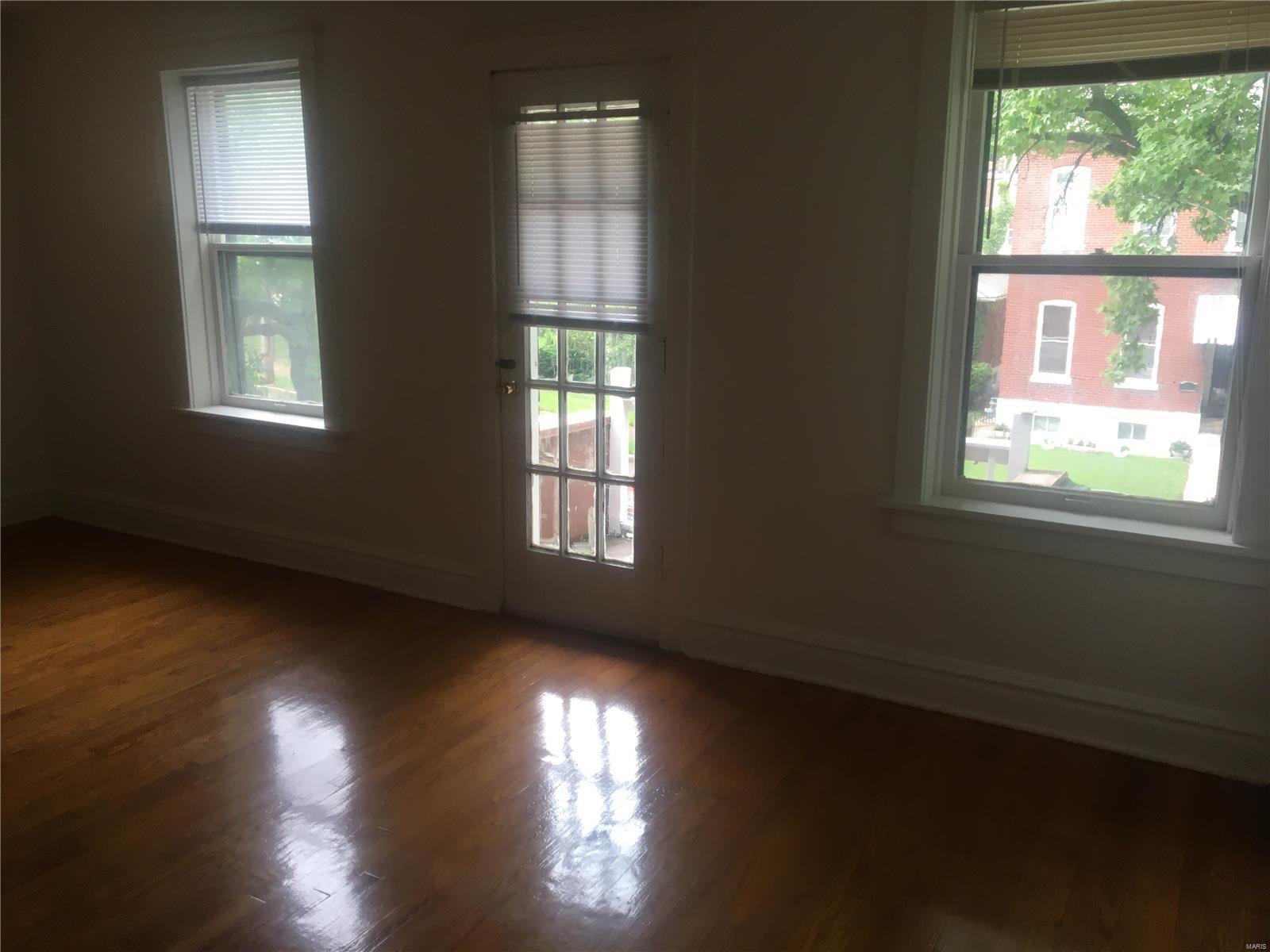 St Louis Commons Add - Residential Income