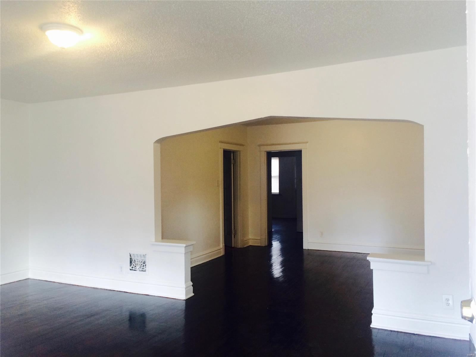 St Louis Commons Add - Residential Income