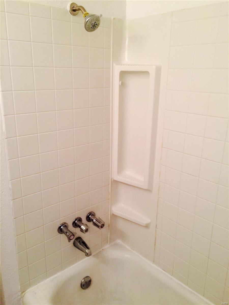 St Louis Commons Add - Residential Income