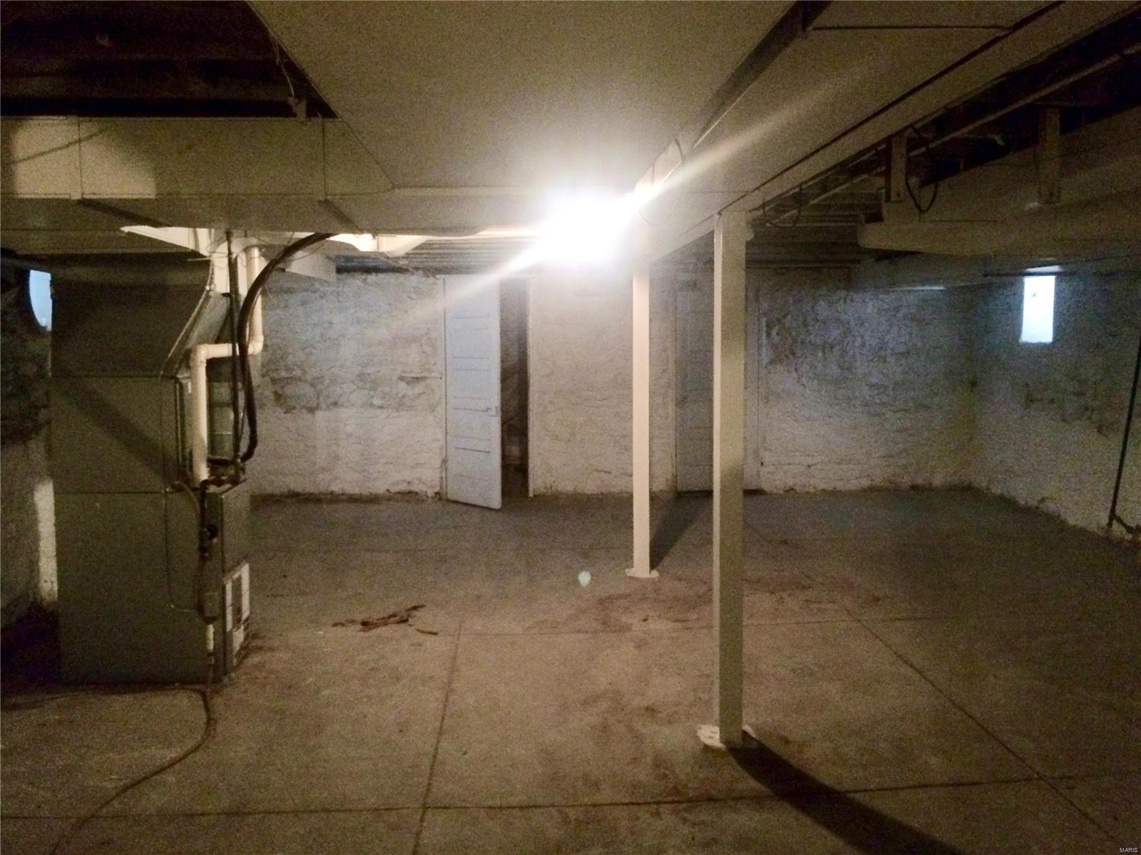 St Louis Commons Add - Residential Income