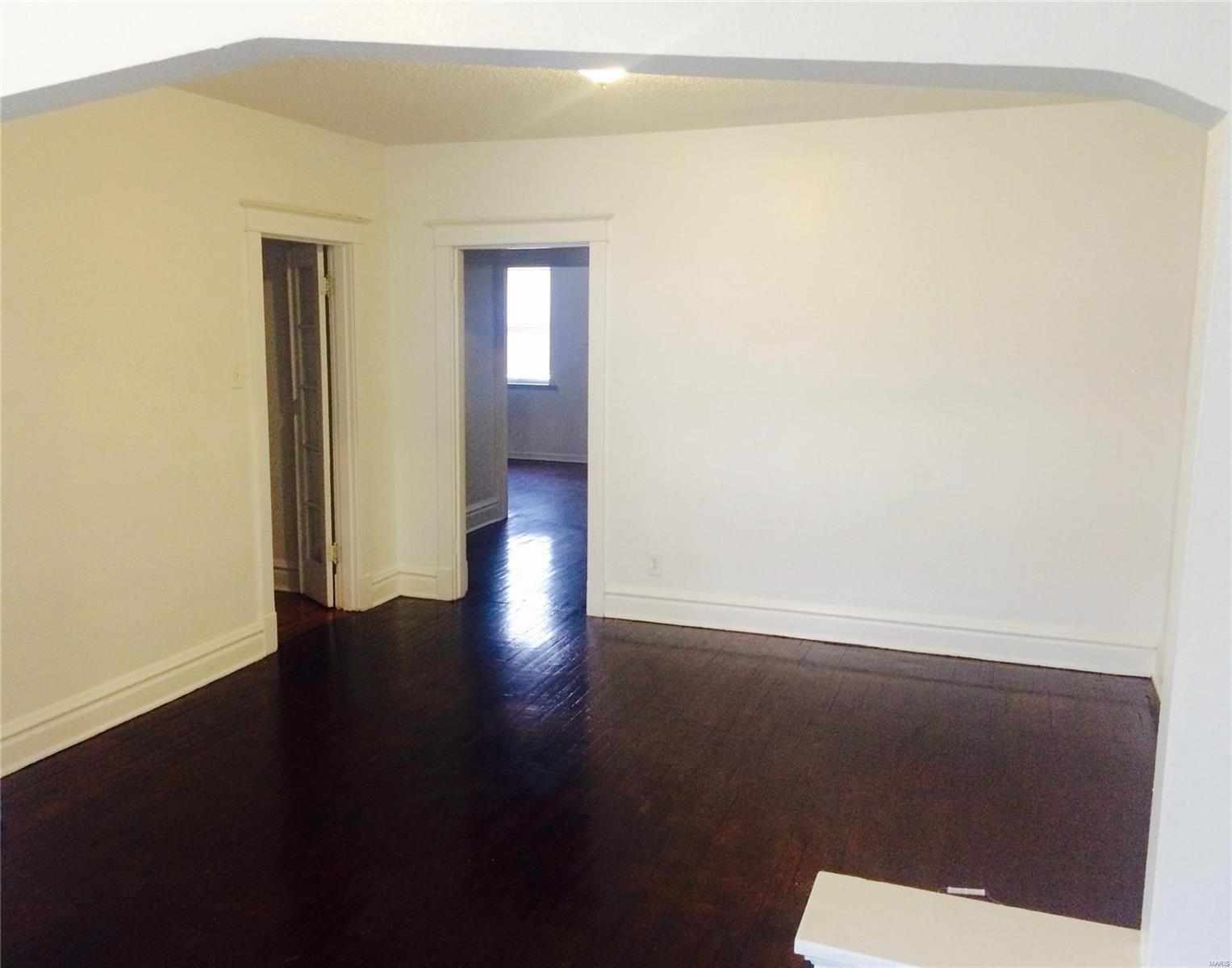 St Louis Commons Add - Residential Income