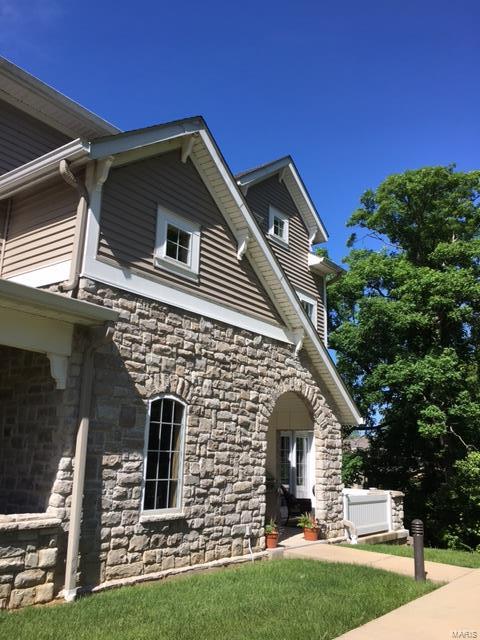 Justus Pointe - Residential